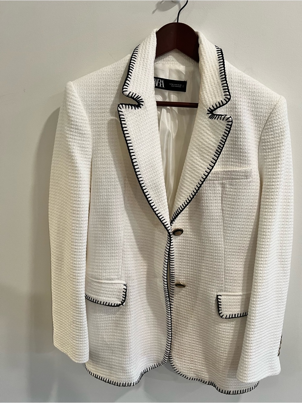 Zara White Textured Blazer with Black Contrast Stitching